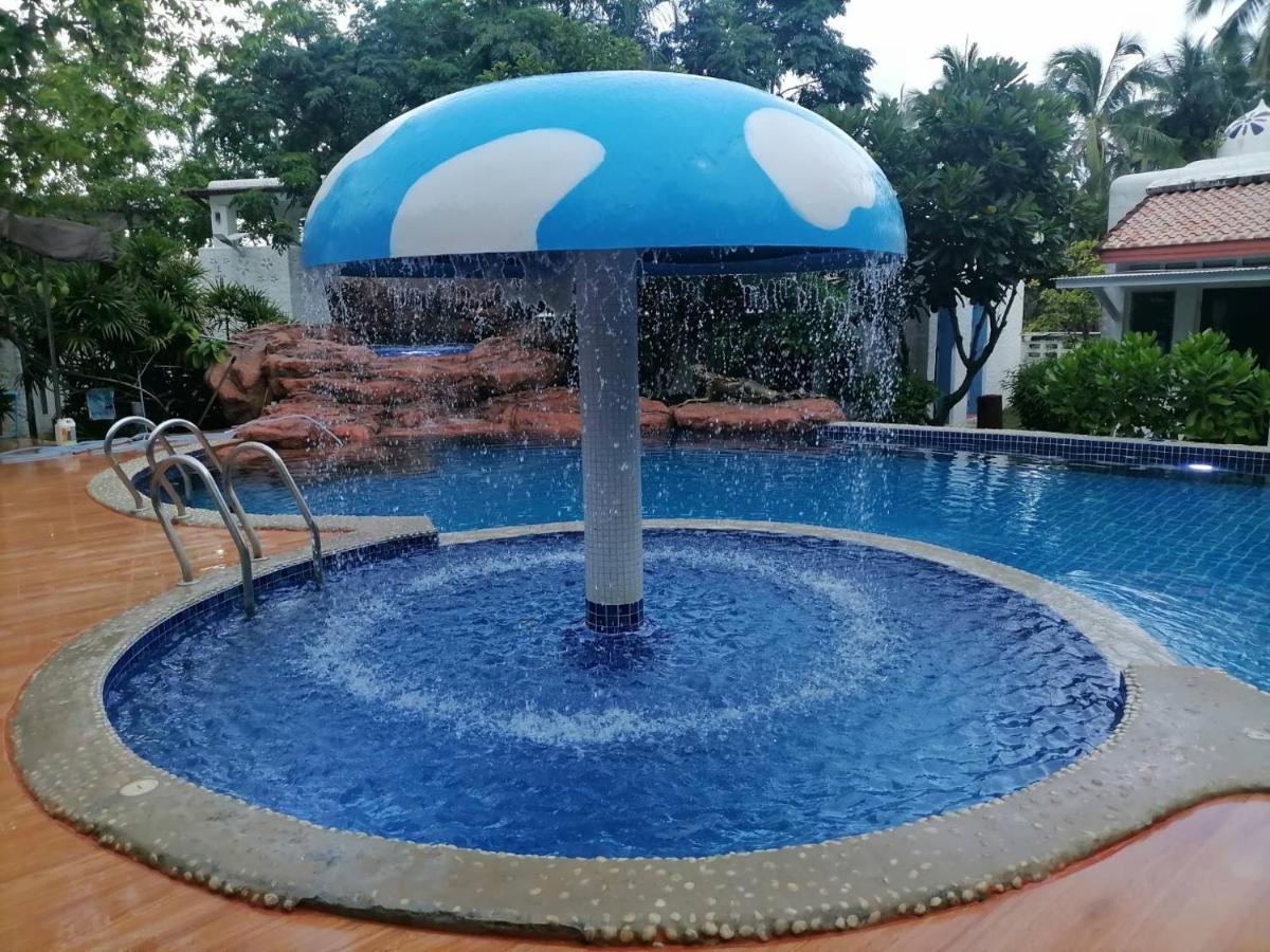 Baanmontra Beach Resort - Bankrut Ban Krut (Prachuap Khiri Khan) Exterior foto