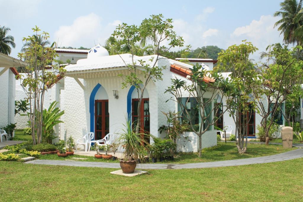 Baanmontra Beach Resort - Bankrut Ban Krut (Prachuap Khiri Khan) Quarto foto